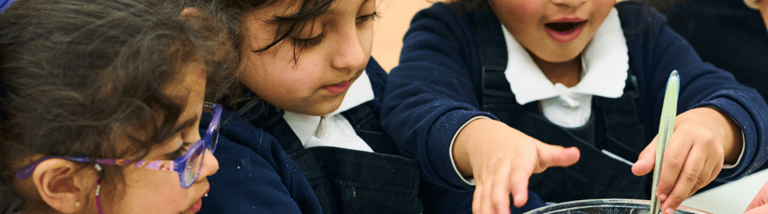 Children at a Bread n Butter workshop
